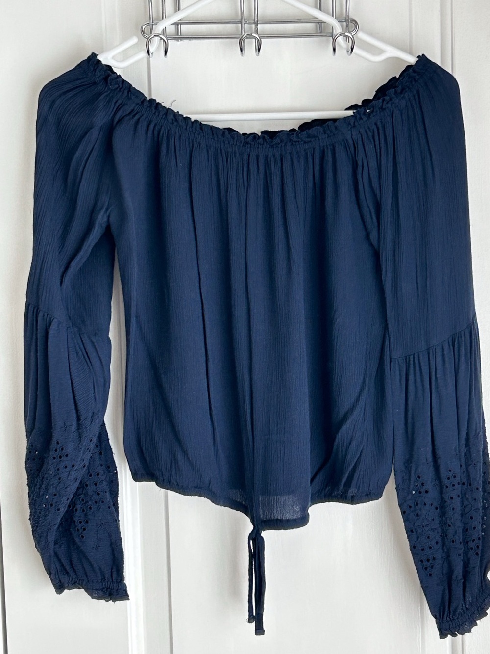 💙 Navy Blue Hollister 💙
